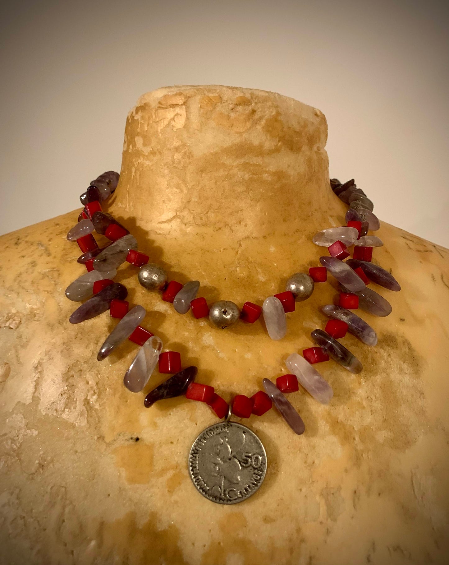 taaseen necklace